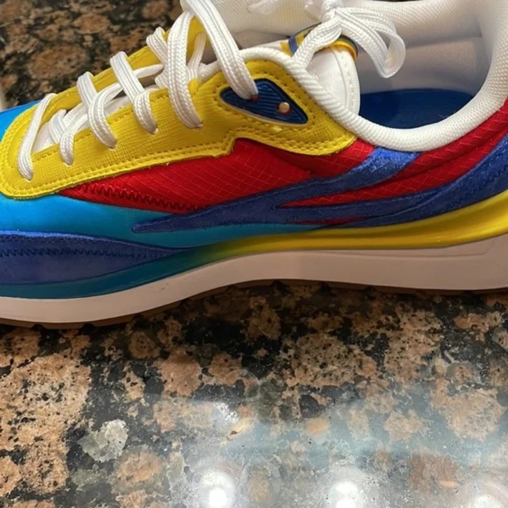 Filas - Picture 2 of 3